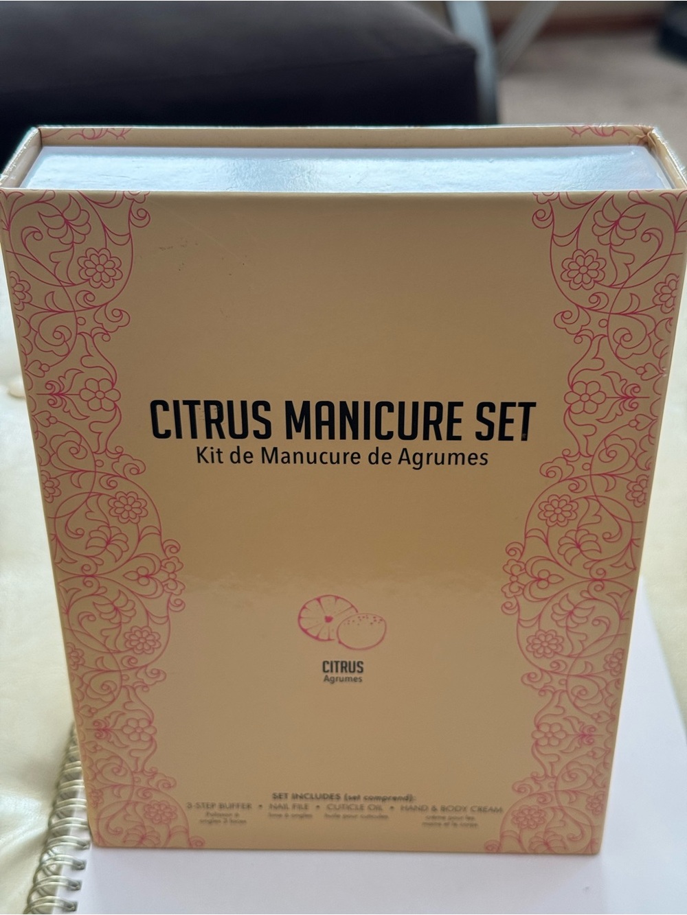 Citrus Manicure Set - Picture 7 of 9